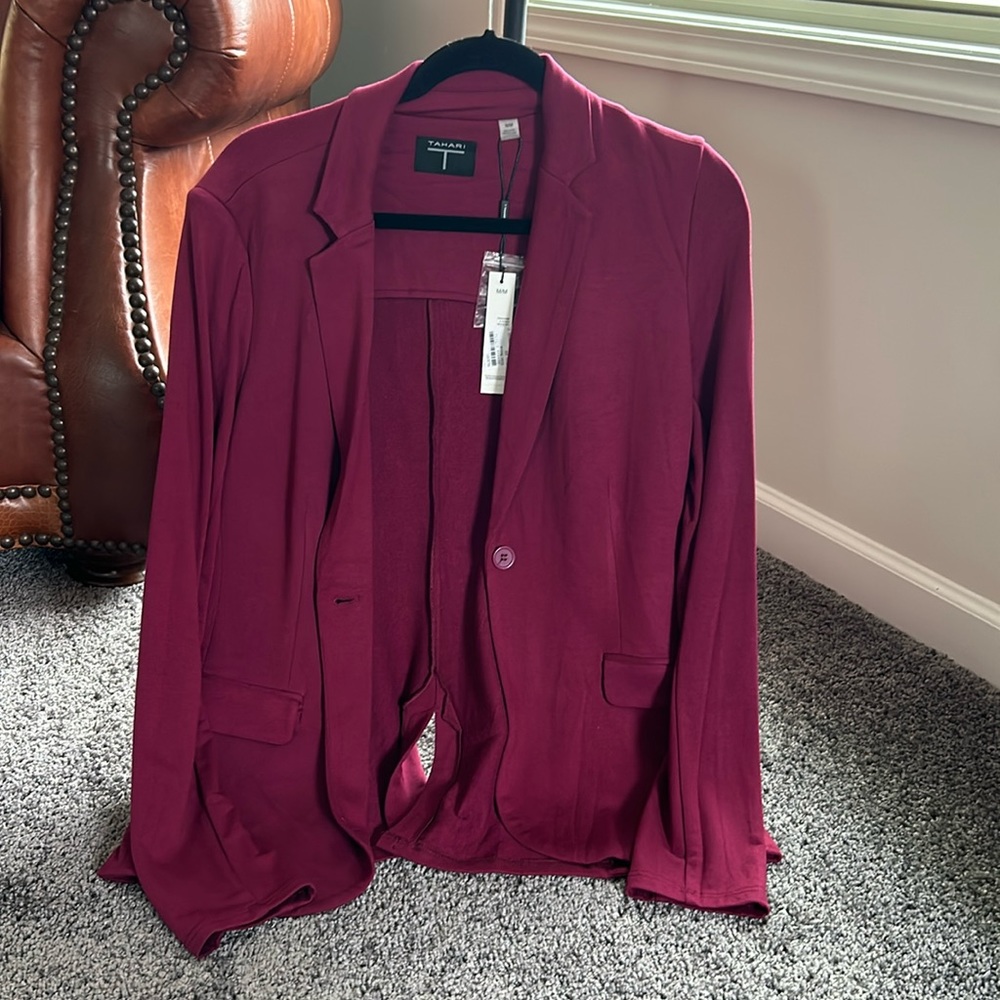 Tahari Women’s Blazer